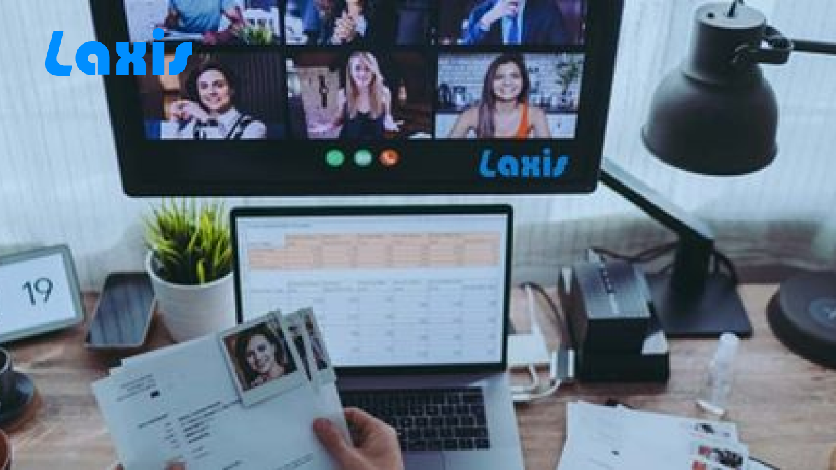 インタビューを文字起こしする理由と方法は？